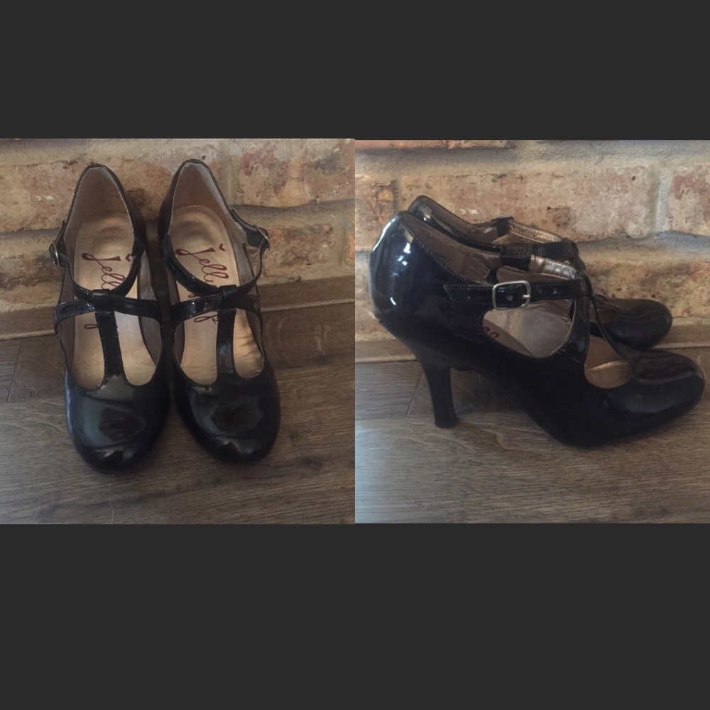 SOLD! Strappy black heels
